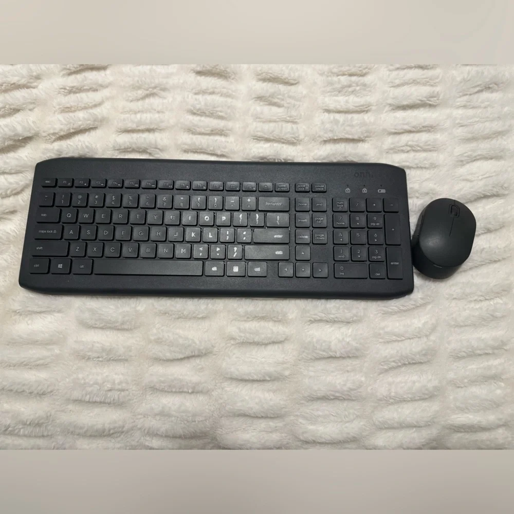 Onn Wireless Keyboard and Mouse with 5 Buttons